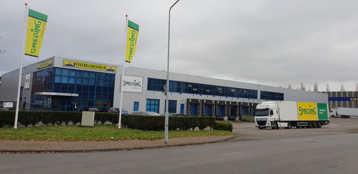 TROTS! Op dinsdag 4 december openden wij ons tweede distributiecentrum in Breda. Deze uitbreiding van het bedrijf biedt ons volop efficiënte doorgroeimogelijkheden. Nu, bijna 2 weken verder, worden hier al vele orders verzameld voor de mooiste klanten!