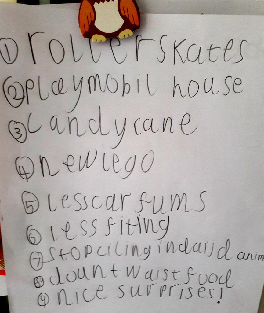 DawnDanger's tweet photo. 5yr old santa list
#lesscarfumes
#lessfighting
#dontwastefood
Think we could all learn something by listening to the kids https://t.co/8doKneNxy6