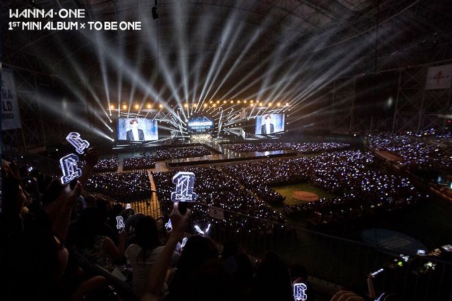 Exo gocheok sky dome 2018