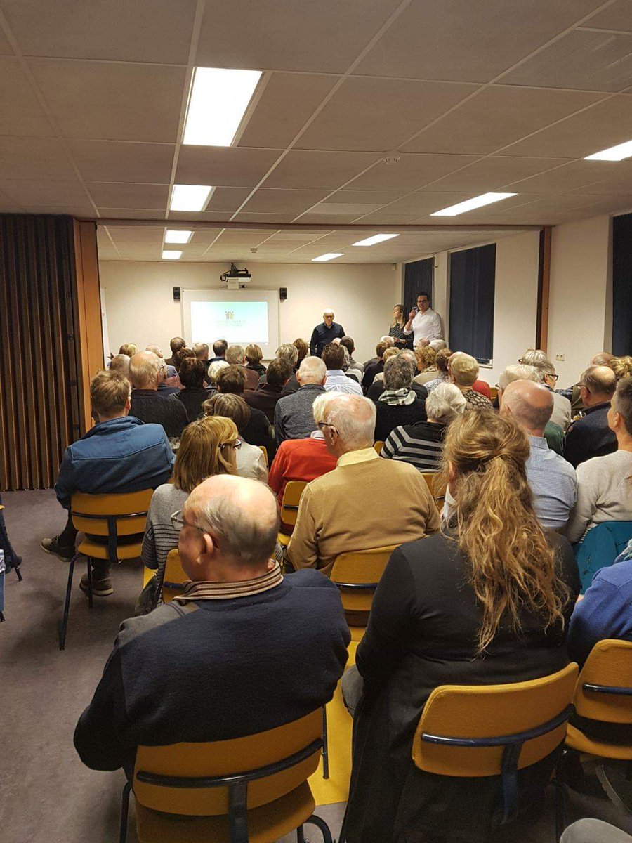 samenbouwen's tweet photo. Opstart 3e consument gestuurd project in Sint Anthonis.  Opnieuw en nog steeds veel behoefte van burgers om met elkaar invulling te geven aan een nieuwe woonwens. https://t.co/zsFV6jMg3n