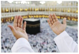 bookumrah's tweet photo. Going on #UmrahTrip becomes easier, when you make your #Bookings with @BookUmrah. #CheapFlightTickets, #Visa arrangement, #BudgetHotels, &amp; more - Just at a click. https://t.co/OLE9XRUus9 https://t.co/6v4wQmqZKn