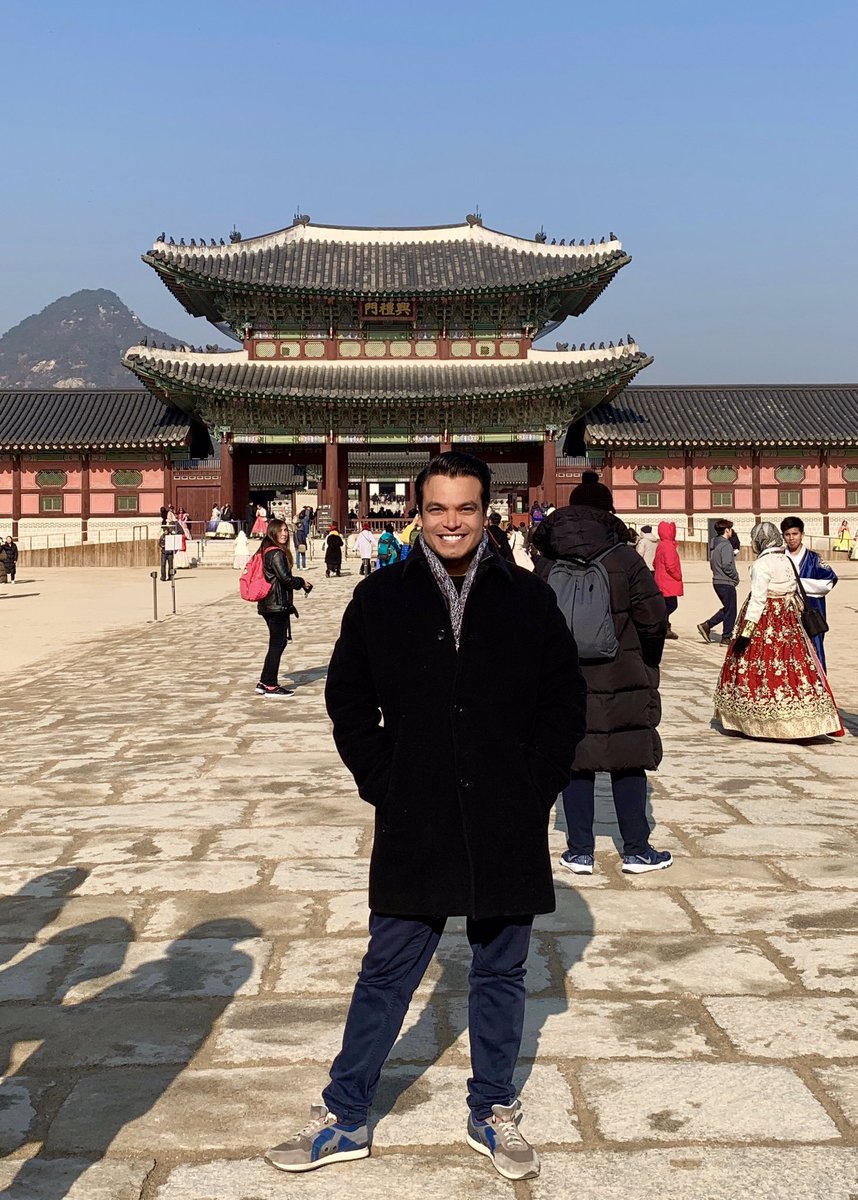 mvv_anibal's tweet photo. De paseo por #seoul #korea https://t.co/yzDjzAu9wW