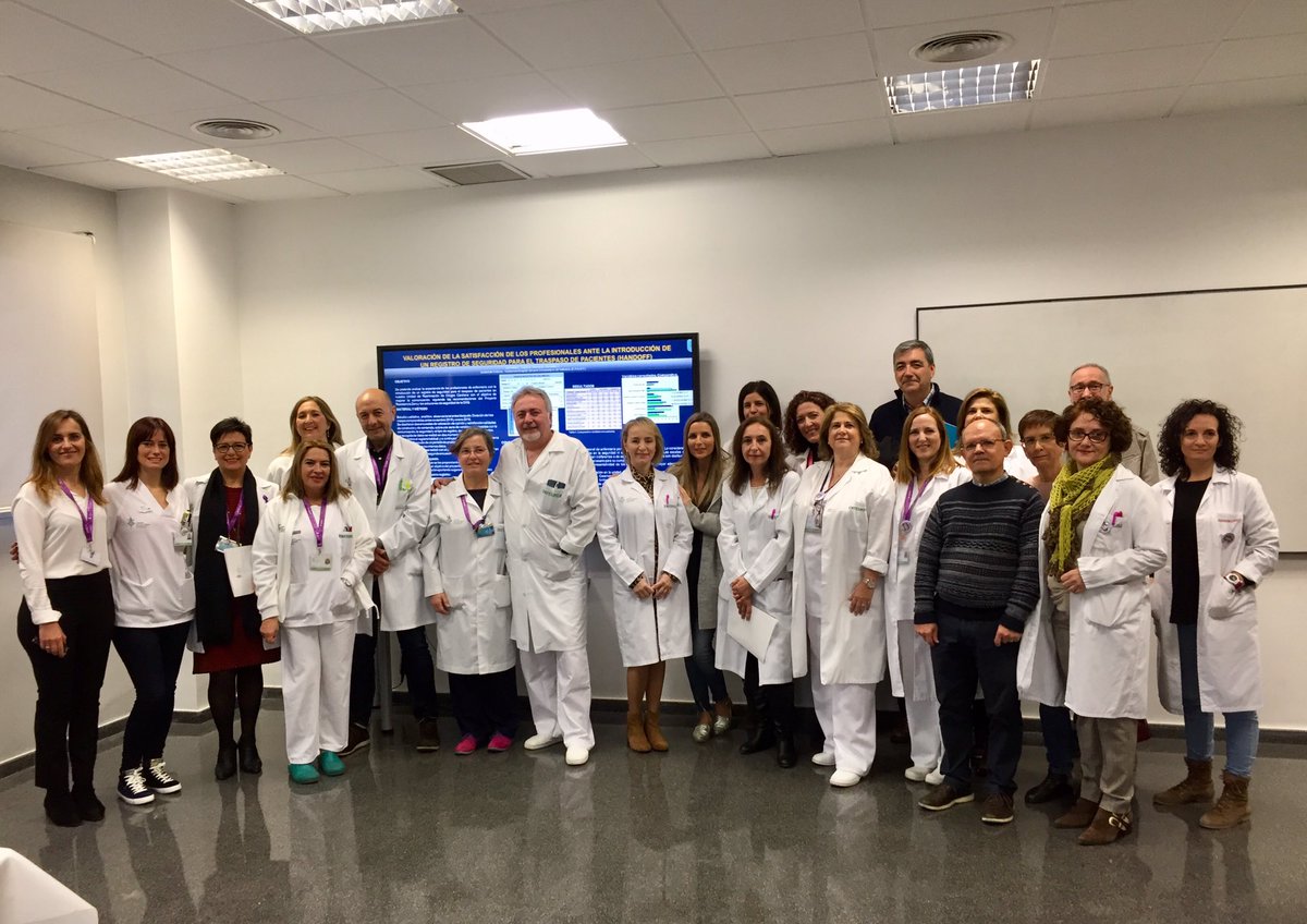 HGUVALENCIA's tweet photo. En breve comenzarán las XIII Jornadas de Actividad y Divulgación Científica de Enfermería del departamento Valencia-Hospital General. Gracias al Comité Científico y al Comité Organizador por su trabajo @enfercecova @direnfchguv @info_enfermeria #Enfermería #formacion https://t.co/mKW7mqWONz
