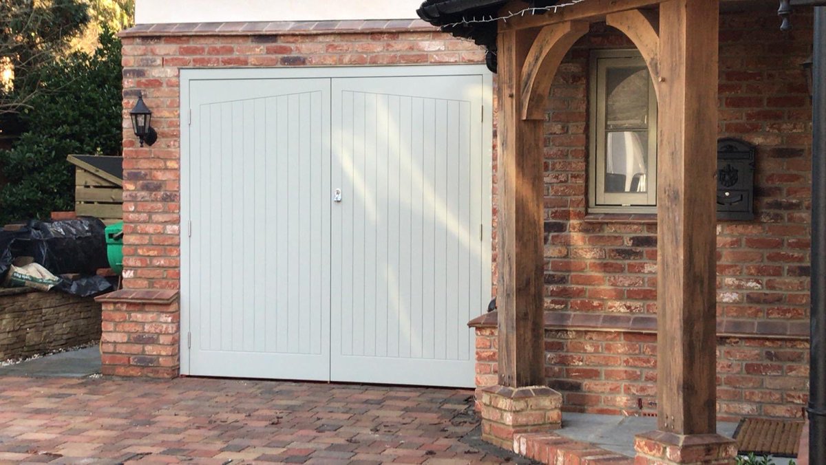 DoormaticGarageDoors tweet media
