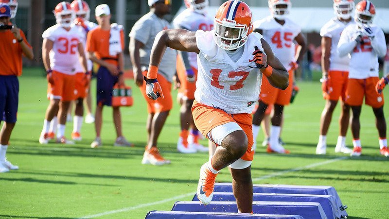 ClemsonTigerNet's tweet photo. Redshirt Report: Mascoll might play in postseason, Swinney loves McFadden: https://t.co/pE2EOFYNFe https://t.co/pB7YxKWOdQ