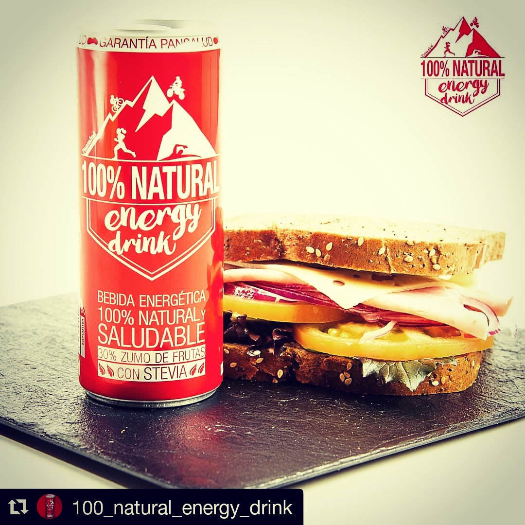 isranunez's tweet photo. Diciembre es muy buen mes para empezar a cuidarse chic@s 😛 Ya tenemos muy cerquita las comilonas navideñas 🎅 🍽 #naturalenergydrink #100natural #energydrink #pansalud #salud #healthy #energia #energy #drink #instagood #sport #picoftheday #0azucar #sugarfree #ingredients https://t.co/PglIJKnvQv