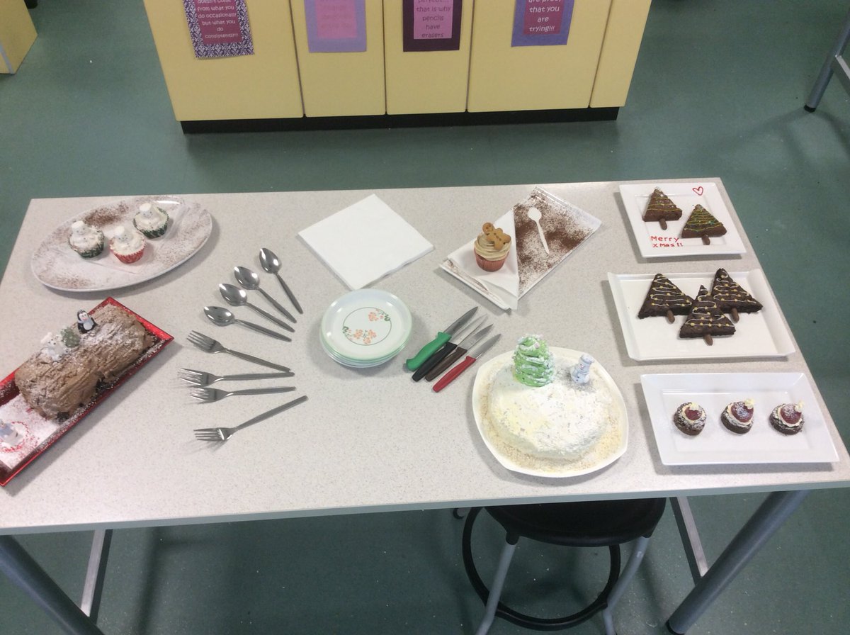 AGSHomeEcon's tweet photo. The Assumption Year 11 Christmas Bake Off 👩🏻‍🍳@AGSYear1 https://t.co/fyzObACsYp