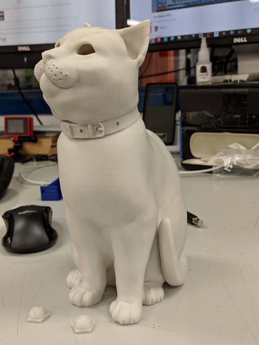 Kel_the_Warrior's tweet photo. This @loubie_3D kitty cat printed SO CLEANLY with the @Carbodeon uDiamond PLA. When incredible design meets incredible filament! Painting him up to look like Braveheart, my boyfriend’s mum’s cat, for Christmas! (Don’t worry, she’s not on Twitter) #3Dprint #3Dprinted #3Dlayerporn https://t.co/XvdkvVK4VC
