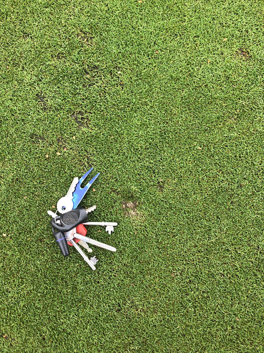 abridgegreens's tweet photo. Four individual pitchmarks on the 7th green @Abridgegolfclub if you as a golfer need advice on how to repair them,please speak to the green staff.they will be happy to help as weβre busy enough without repairing them for you!#politerantover #itsyourcourse https://t.co/uissru2vYx