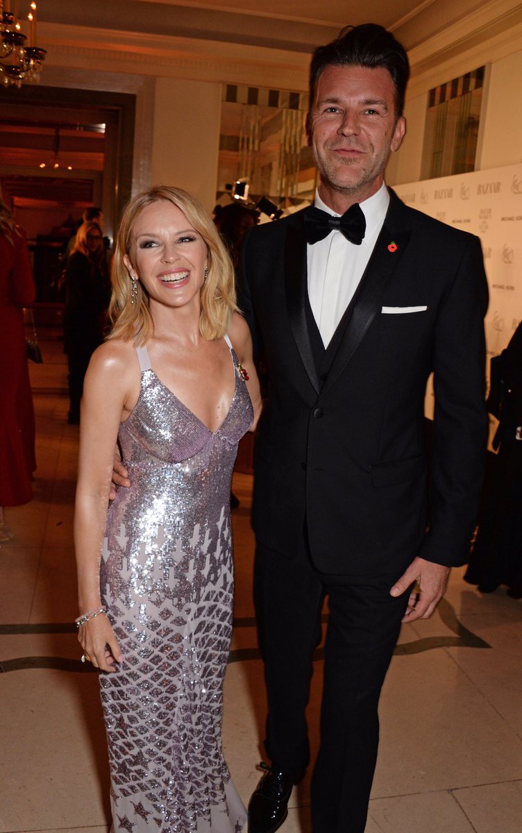 Tis' the season for... allll the Glitz &amp; allll the Glam
.
Is <a href="/kylieminogue/">Kylie Minogue</a>'s dress not everybody's absolute Christmas party outfit goals?
.
Throwback to November at our shimmering ✨  <a href="/bazaaruk/">BazaarUK</a> Women Of The Year Awards where we were all night #kyliekrushin 😍