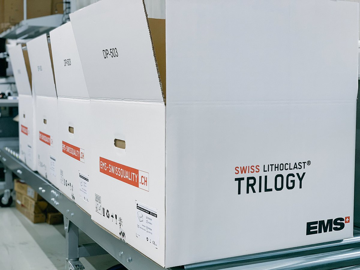 EMSUrology's tweet photo. First order x4 #EMStrilogy ready to be shipped off to the Netherlands 🇳🇱 #ilovePCNL @Blondeau_EMS https://t.co/ZGdf3JuOfz