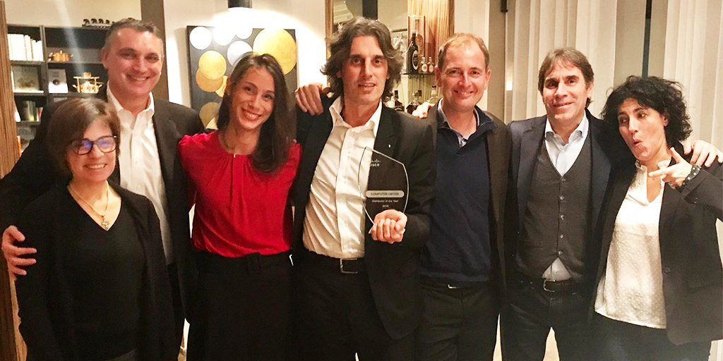 ComputerGross's tweet photo. [PARLANO DI NOI] COMPUTER GROSS, IL VALORE DELLA CONTINUITÀ.
Computer Gross premiato ancora "CISCO DISTRIBUTOR OF THE YEAR". #awards #valore #cisco #ComputerGross2018 @MarcoLorux @channelcity 
LEGGI L’ARTICOLO >>> https://t.co/HmPnMkpnIm https://t.co/PkXaV3kqSO