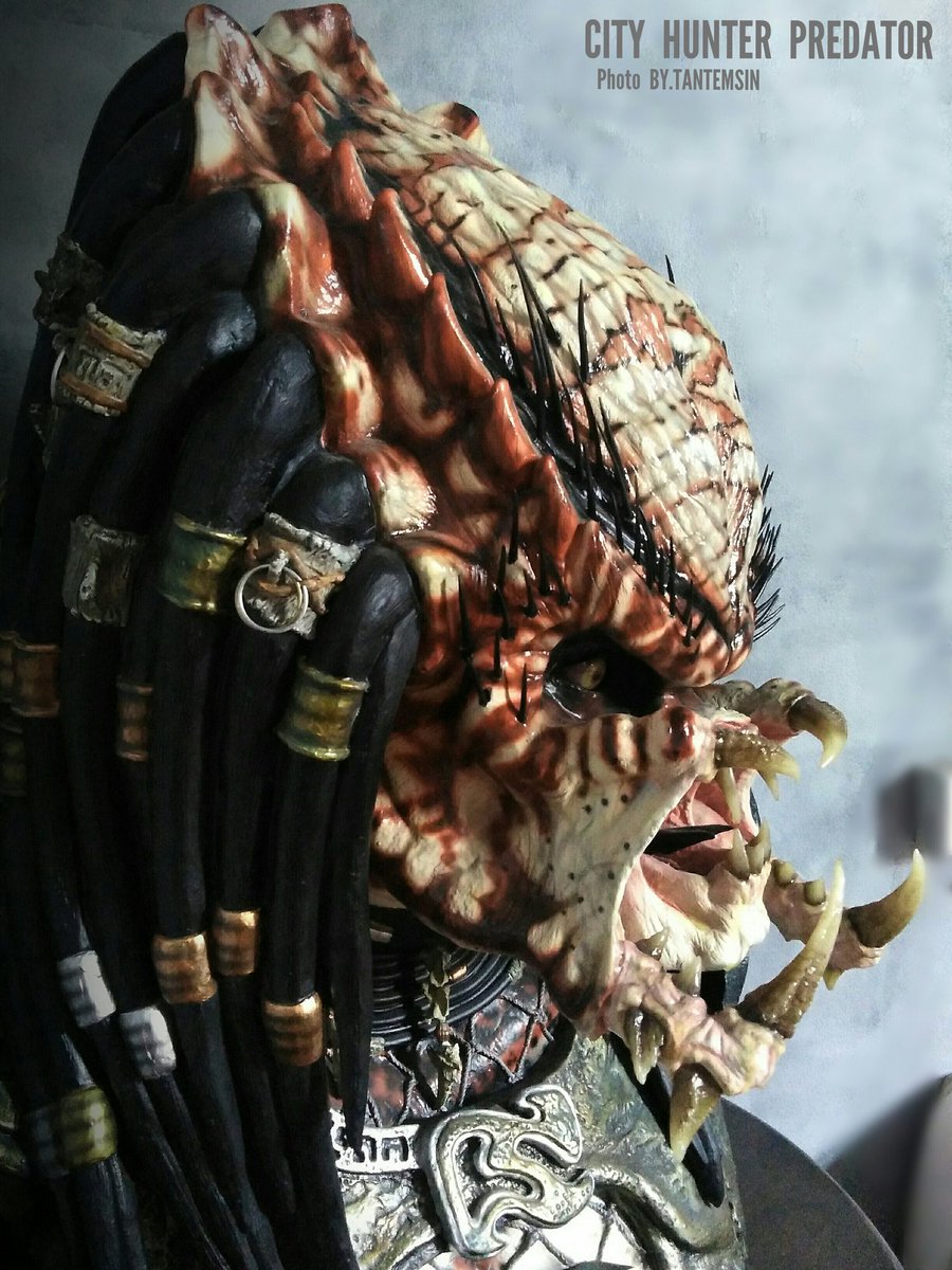 tantemsin's tweet photo. #predator2​#cityhunter​#coolprops​#movie​#prop​#lifesize​#colletion​#hobby https://t.co/BgF3ymNGhk