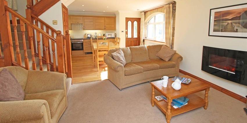 We've had a cancellation for Xmas week, available from Sunday for 5 nights. Give us a call for a last min special offer deal! If anyone could help us spread the word about this that would be great!!! #northumberland #deal #xmas #lastmin