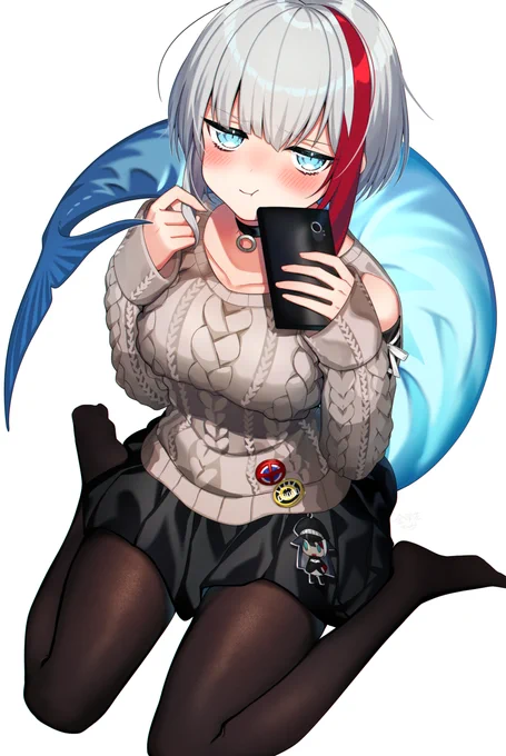 むぅ…、そんなにワシャワシャしないでもらえる…?
#アドミラル・グラーフ・シュペー #アズールレーン 