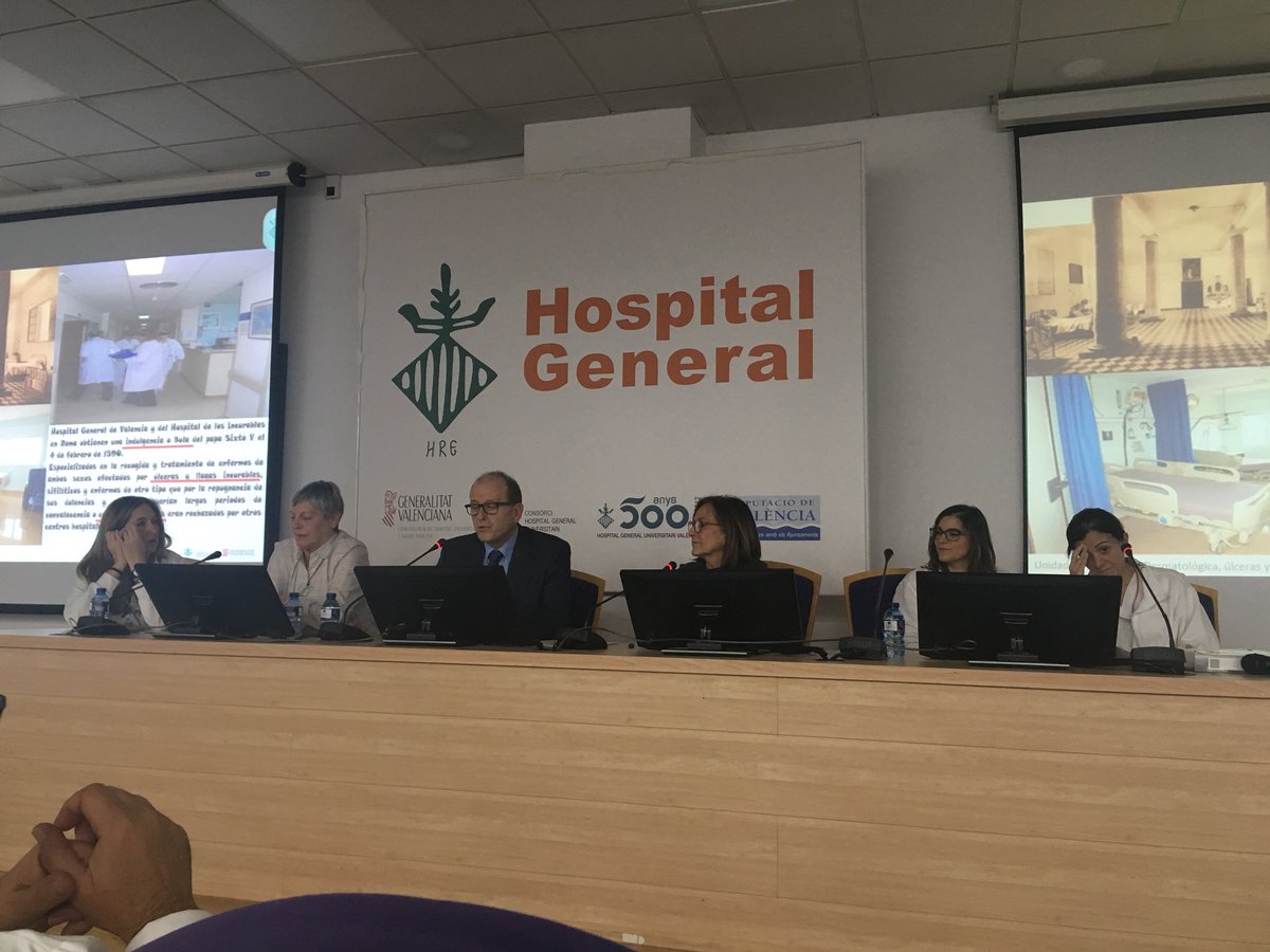 direnfchguv's tweet photo. En la mesa I de la XIII jornada de enfermería @HGUVALENCIA
@federicop43 nos habla de los origenes y evolución de la unidad de enfermeria dermatologica y de los logros obtenidos https://t.co/DPVKBWa0af