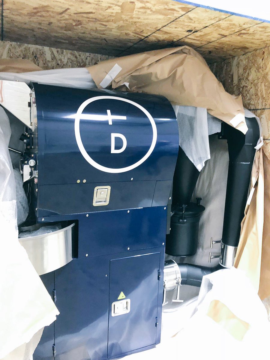 Our new toy has finally arrive and it’s beautiful 😍 #roasting #DTcoffee