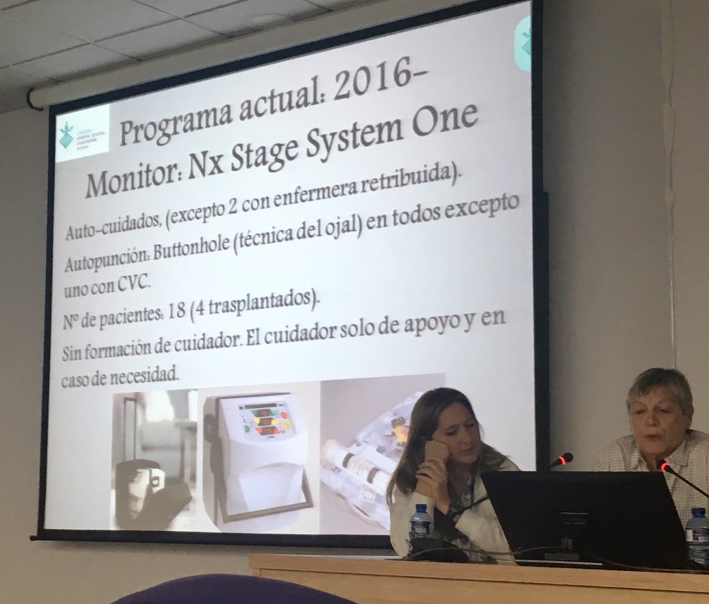 IreneLibra55's tweet photo. En las XIII jornadas enfermería @HGUVALENCIA 
Carmen Moreno Aliaga, enfermera de Nefrología, nos habla de los “Autocuidados y desarrollo profesional en Hemodialisis” https://t.co/nOLrbzVYA8