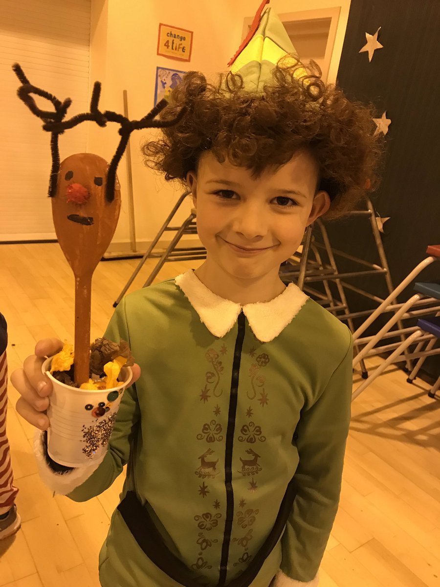 antrobus_st's tweet photo. We hope you like our Christmas spoons! #crafting #elfweek #MissP https://t.co/1ot8H2FaUO