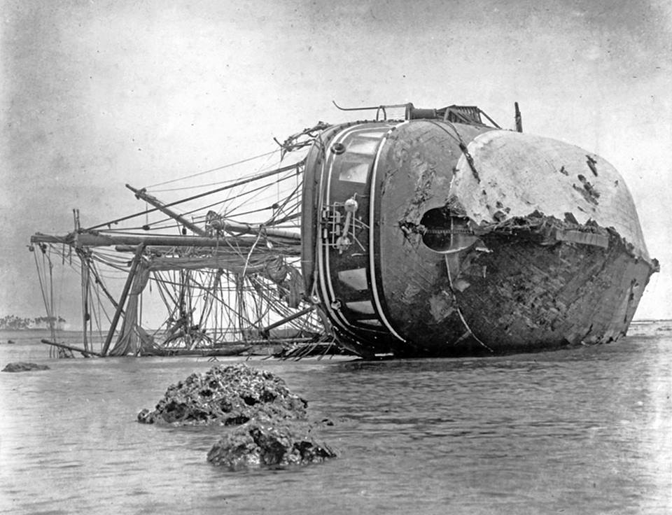 PhilipKAllan's tweet image. SMS Adler, a Habicht class gunboat of the Imperial German Navy, seen here after she was wrecked by a typhoon on the coast of Samoa in March 1889. Twenty German sailors perished. 

#GermanNavy #Maritime