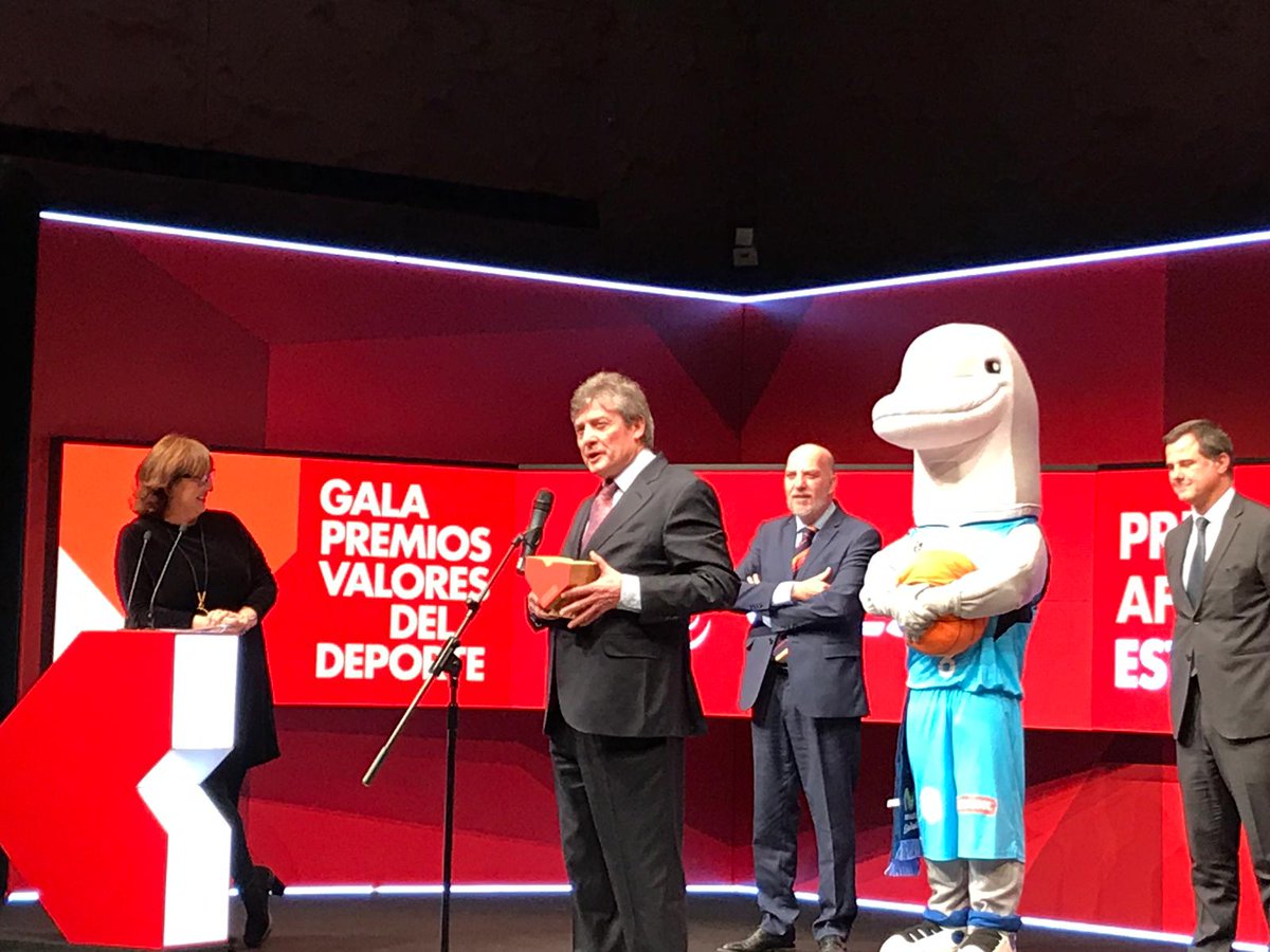 Persigue tus sueños tweet media