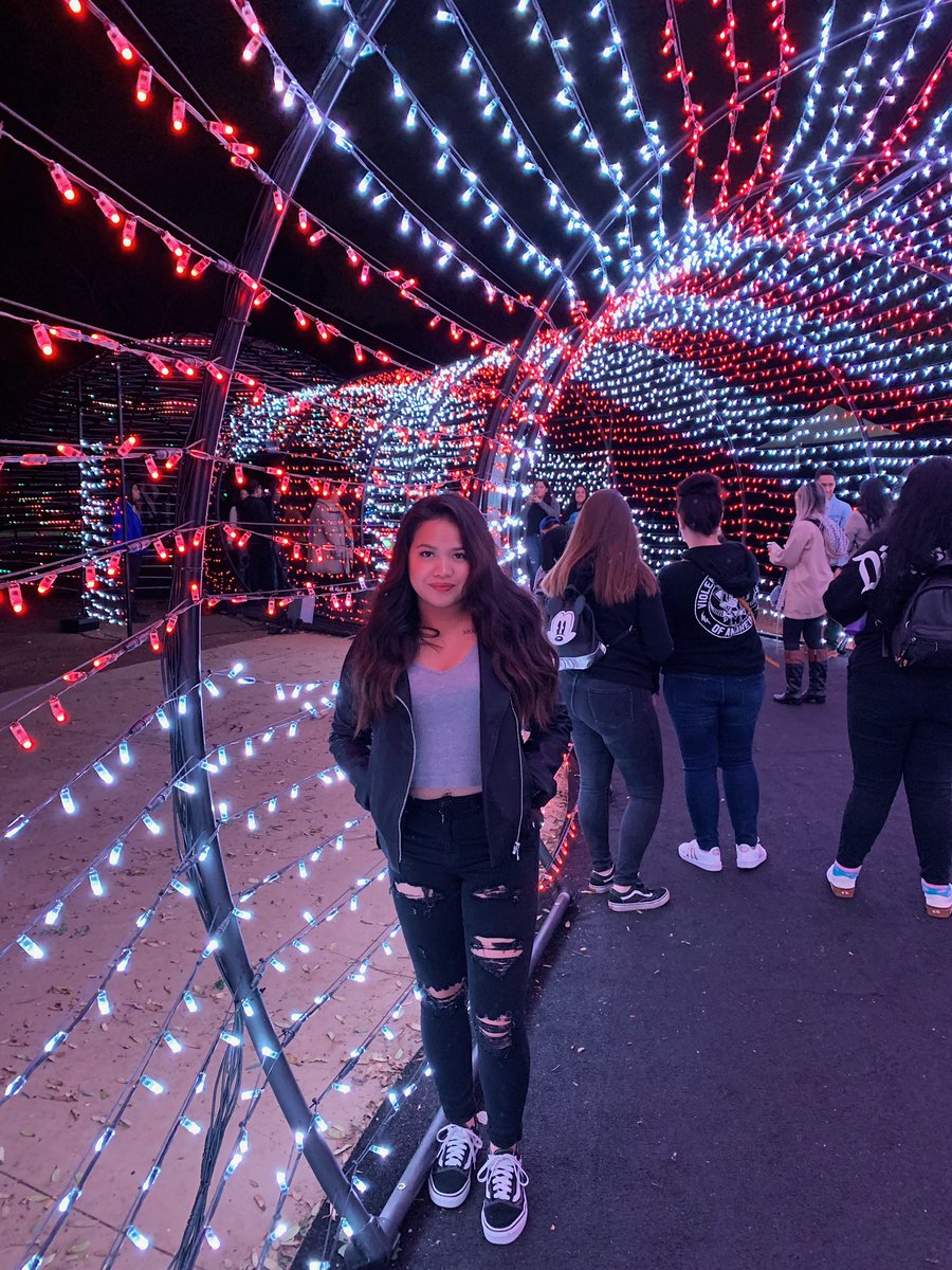 _cacholakhim's tweet photo. Spend your time with people that makes your life brighter ππ€π» #HSBESTIES https://t.co/VcuXyNuZQ1