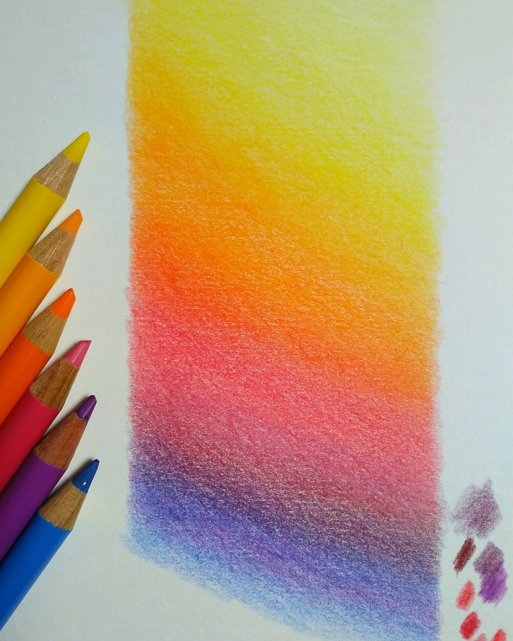 تويتر Tomo على تويتر 夕暮れ時の水平線のような グラデーションになりました 色鉛筆 色 グラデーション 夕焼け 練習 Colorpencil Color Gradation Sunset Study T Co U42waz7bib