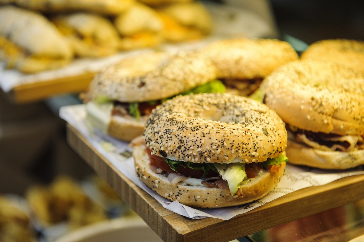 Kylemore's tweet photo. Delicious wholesome food, straight from the kitchen! Our carvery lunches are underway every Sunday but if you're someone who prefers good quality tasty bagels, fresh salads or quiche, there is plenty to choose from! #MitchellsCafe #Connemara #WildAtlanticWay https://t.co/91Q7kcTVrE