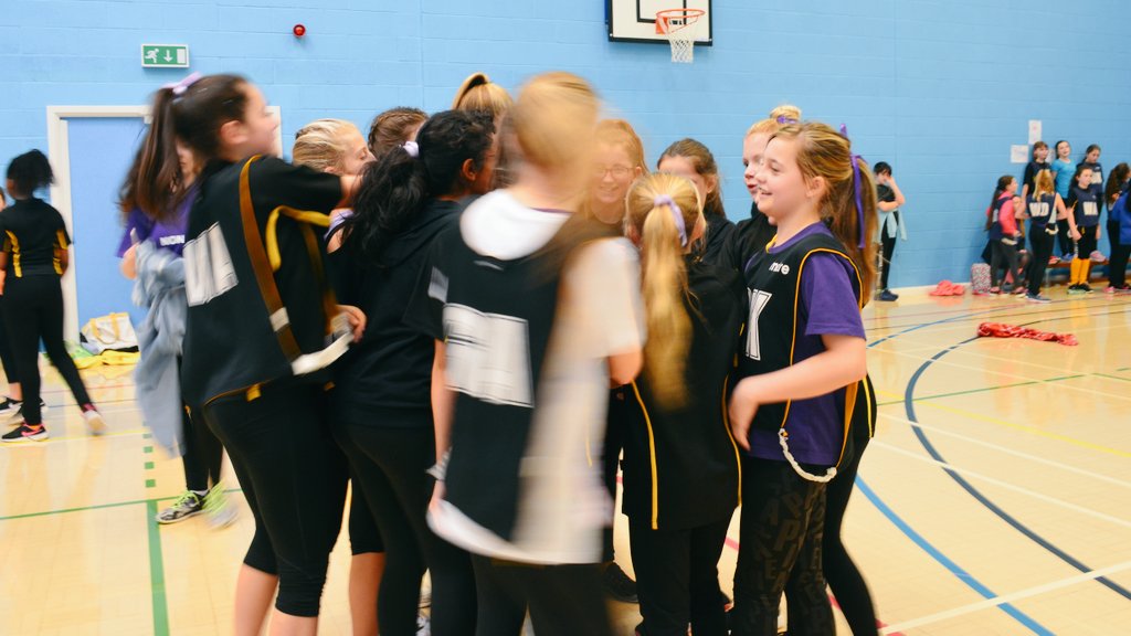 Non_House's tweet photo. Our 7Non girls smashing the netball yesterday! #RockingIt #WinterGames #NoteworthyNon https://t.co/vfMFAmjnVe