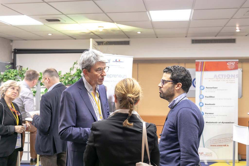 TIGcRE's tweet photo. Les photos du salon #24hrebondir du vendredi 7/12 sont sorties ! 
Un grand merci à @SecondSouffle_ pour cette journée forte en rencontres ! 
@CCI_75 @BGEPaRIF 
@sylvbrunet très belle photo 😊 https://t.co/Ej2iSFHSbh