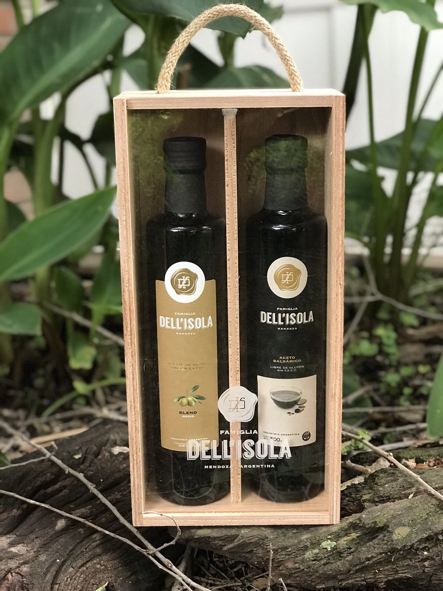 losdellisola's tweet photo. Regala para estas fiestas algo distinto! #FamigliaDellisola #CreceConVos https://t.co/W8DSGEIPyF