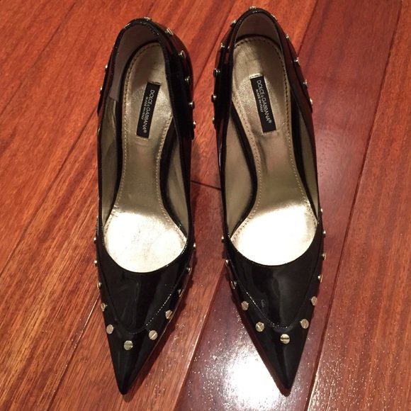 wardrobechanges's tweet image. So good I had to share! Check out all the items I'm loving on @Poshmarkapp #poshmark #fashion #style #shopmycloset #dolcegabbana #7forallmankind #ragbone: bnc.lt/focc/ybLXKg5XpS