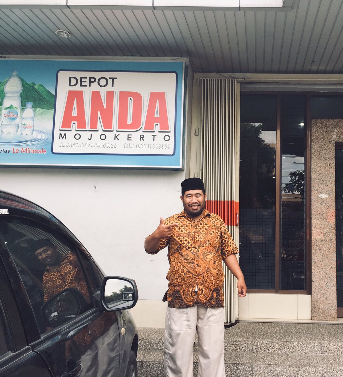 SeftyonoCahyo's tweet photo. Isi pengajian di Stikes Mojopahit-Mojokerto. Berbagi pengalaman nulis dan ngelola jurnal.. Alhamdulillah. https://t.co/IMagoBqqyJ