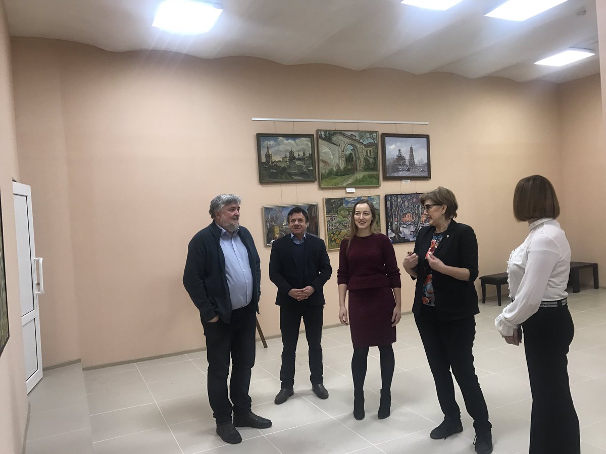 nikolaygukov's tweet photo. Имел честь присутствовать в малом городе Веневе с министром культуры Тульской области Рыбкиной Т.В. и Главой администрации Веневского района Абрамовой Ж.Ю. на открытии туристического информационного центра и создании местного отделения РВИО #венев #ТИЦ #РВИО #народныйпоэт #жуков https://t.co/k1tdVbRizG
