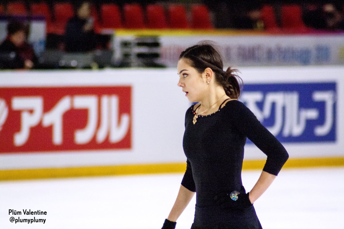 plumvalentine's tweet photo. ladies's sp practices - 23NOV2018 #EvgeniaMedvedeva #ЕвгенияМедведева #Zhenya #IDF2018 #IPF2018 #GPFigure https://t.co/LLLEQkgQ7k