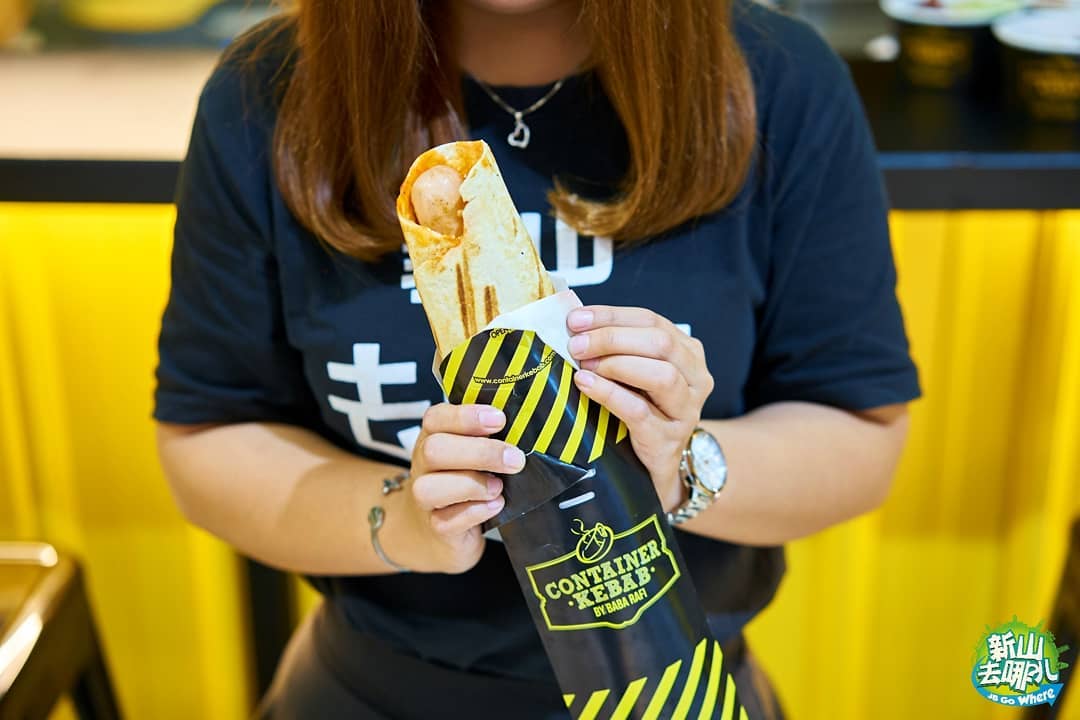 HendySetiono's tweet photo. Menyambut akhir tahun, Container Kebab penuh kehebohan
Container Kebab Hadir di Kuala Lumpur @Sutera Mall Malaysia. Boleh dong mampir ya kalau lagi di KL
@babarafiofficial
#KebabTurki #kebabturkibabarafi #KebabBabaRafi https://t.co/WE4WlXnBWn