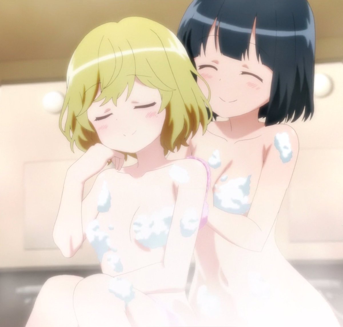 7722jun's tweet photo. となりの吸血鬼さん #09 エリー・灯-1 #吸血鬼さん https://t.co/8dkUtSI3SI