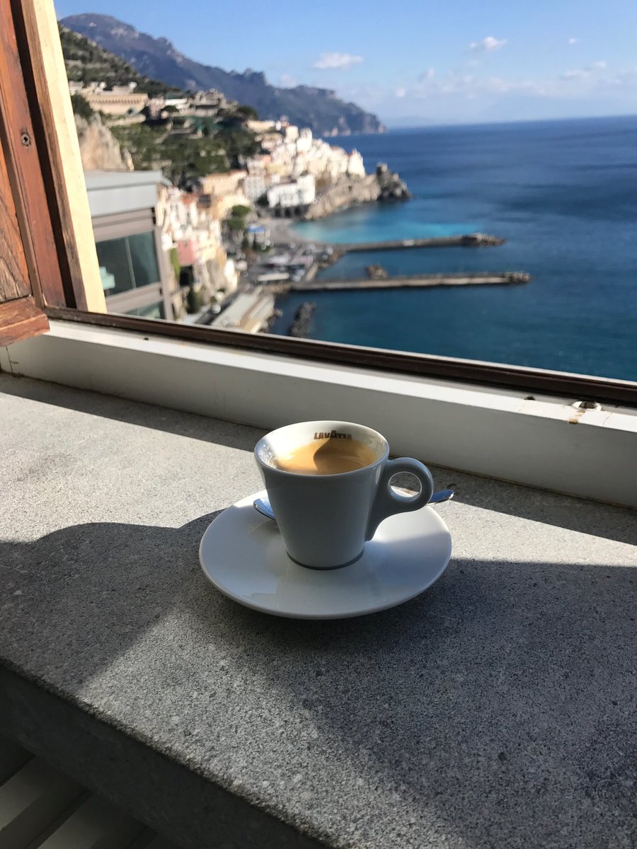 Very civilized coffee break.