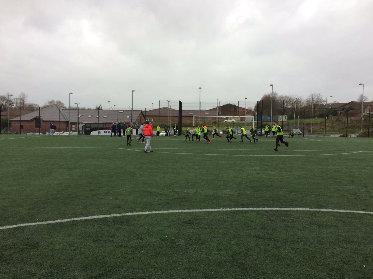 ArchbishPE's tweet photo. Year 8 @ArchbishopCadog vs @archbishilltud #WinterGames2018 https://t.co/Rt7xNSWVBa
