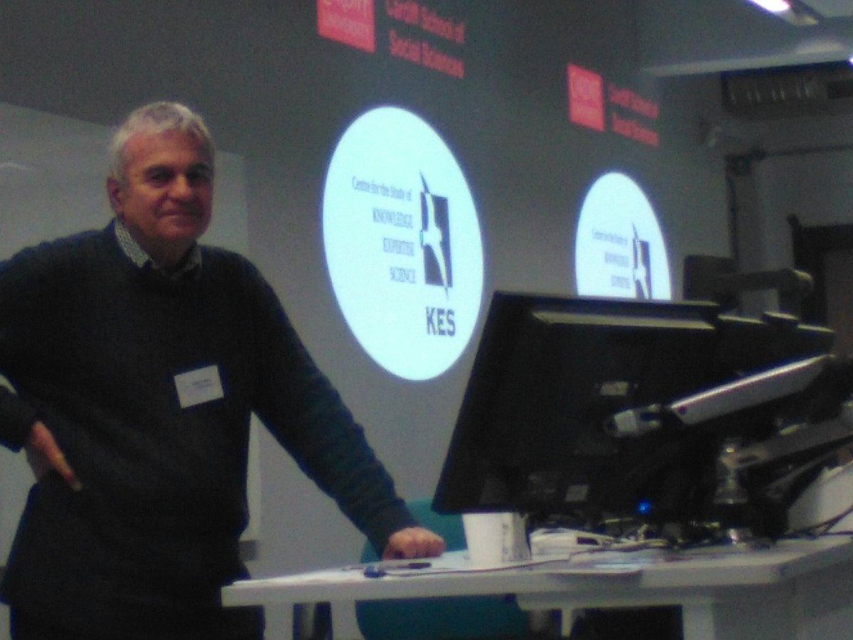 FractaloidConvo's tweet photo. Dreams come true! Getting to meet #HarryCollins and attending his presentation on Artifictional Intelligence: Against Humanity's Surrender to Computers
#sipcardiff #artificialinteligence #expertsystems #expertstudies https://t.co/i46CvQhl0r