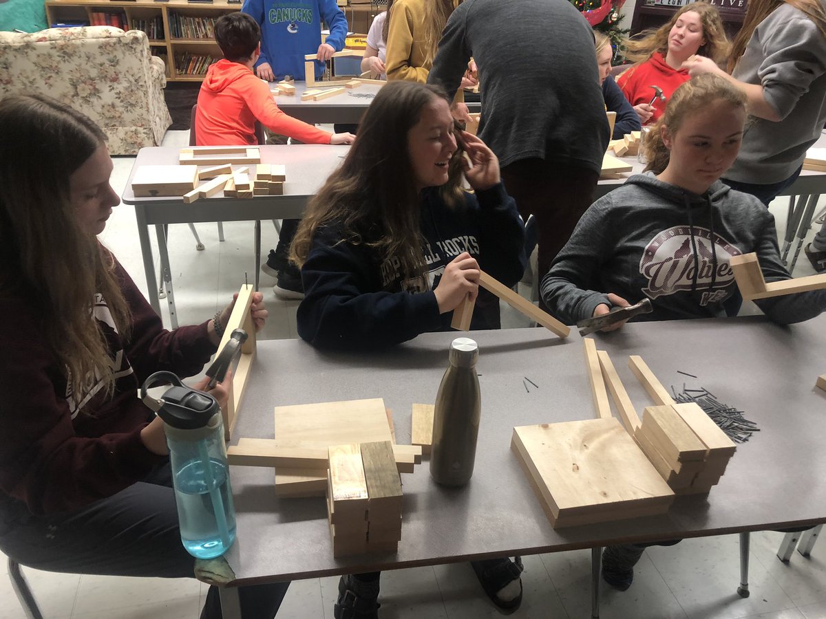 FarrTanya's tweet image. Woodville@WoodvilleES The grade 8’s put their carpentry skills to the test again, this time building wooden lanterns. #wolvesarefamily #wolvesarewell #wolvesmath