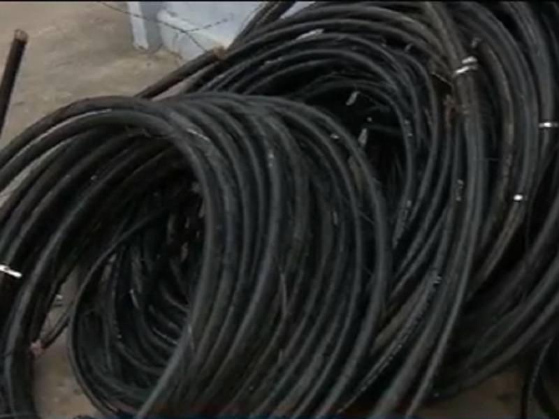 Jornaldm's tweet photo. Polícia apreende em Campina Grande mais de 100 metros de cabos de telefonia furtados. https://t.co/jXrHPMUIzs