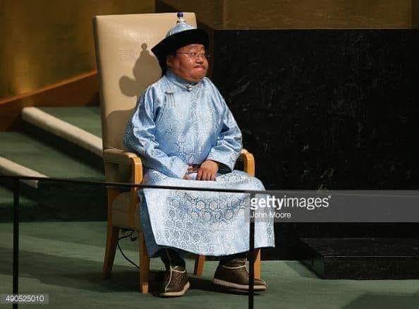 Суудлаа суултуур гэж андуурсан нь 😜😜😜