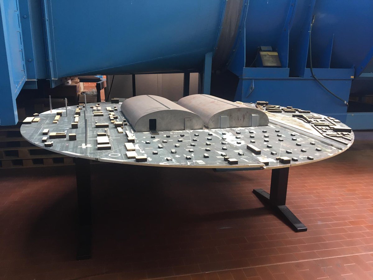 rossipresidente's tweet photo. Al #Pin si studiano anche i modelli per la copertura dei parchi minerari dell'#Ilva di #Taranto grazie a una galleria del vento. Progetto @UniGenova, Cimolai, @Criaciv. Tutto afferisce al Dipartimento @UNI_FIRENZE di #ingegneria civile e ambientale.

#EuropaInToscana #Prato https://t.co/lb8I9zBPsT
