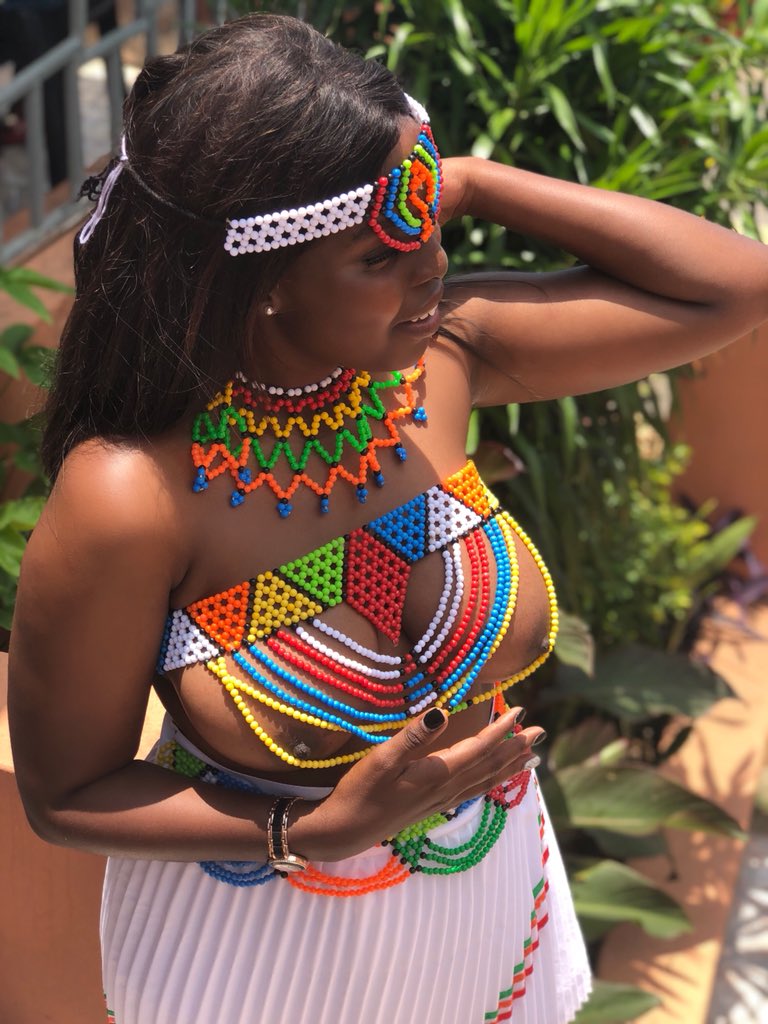 Africa_Connect's tweet photo. smash or pass? https://t.co/4pkKx1xQnB