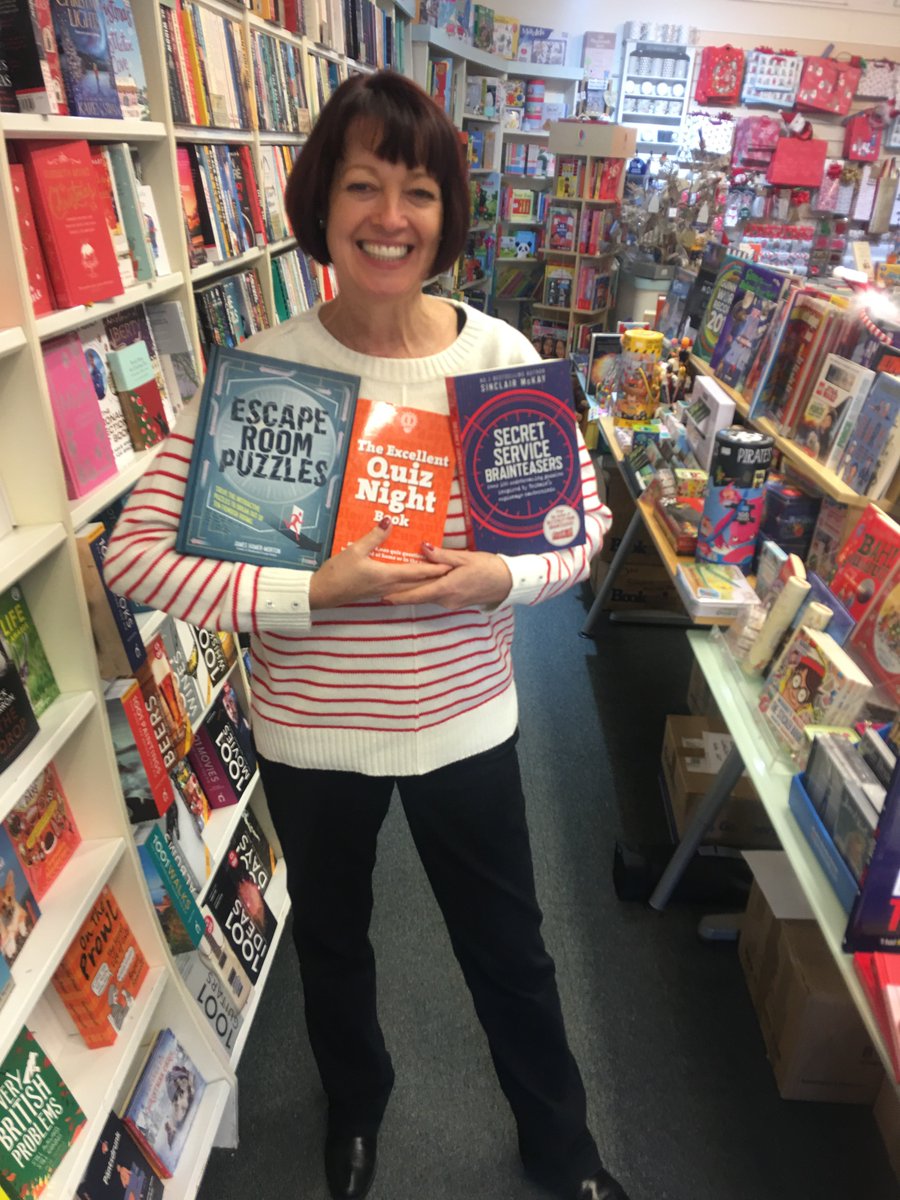 CWBookshop's tweet photo. Tis the season of togetherness and sometimes strife π our lovely Wendy has chosen her top three quiz books to keep the family guessing this Christmas π @carltonbooks & @headlinepg #quiz #christmasbooks https://t.co/fIAaKpydL6