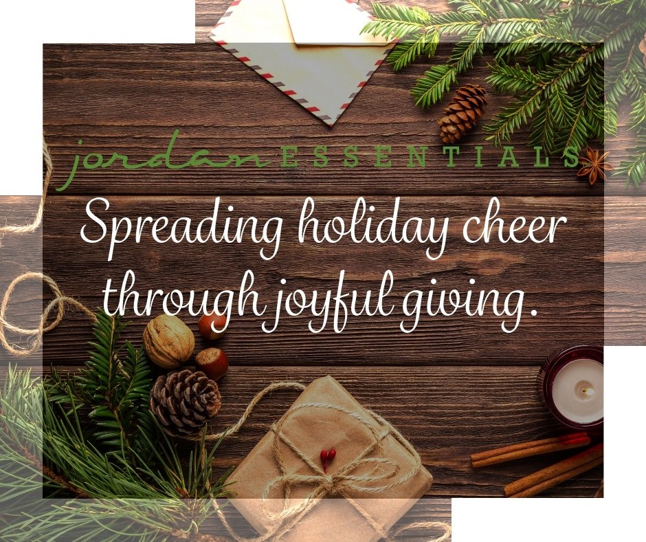JordnEssentials's tweet photo. #jordanessentials #holidaycheer https://t.co/ZXE7Gx3aPw