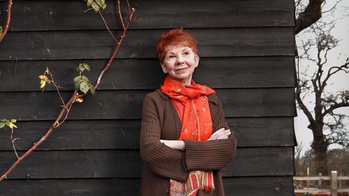 "Filth for posh people!" Oxford Professor of Medieval Literature Laura Ashe discusses <a href="/BBCTheArchers/">The Archers</a> production of Chaucer’s tales of courtly love and boisterous sex with the doyenne of Ambridge theatricals Lynda Snell and presenter <a href="/SamiraAhmedUK/">Samira Ahmed</a>.  bbc.in/2Evm1T5