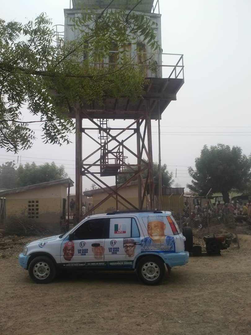 MatasanGobe's tweet photo. The people of Kiru can now access clean drinking water thanks to the effort of @SenKabiruGaya who executed this Solar powered borehole in the community. https://t.co/zWC1ZVa2Gb
