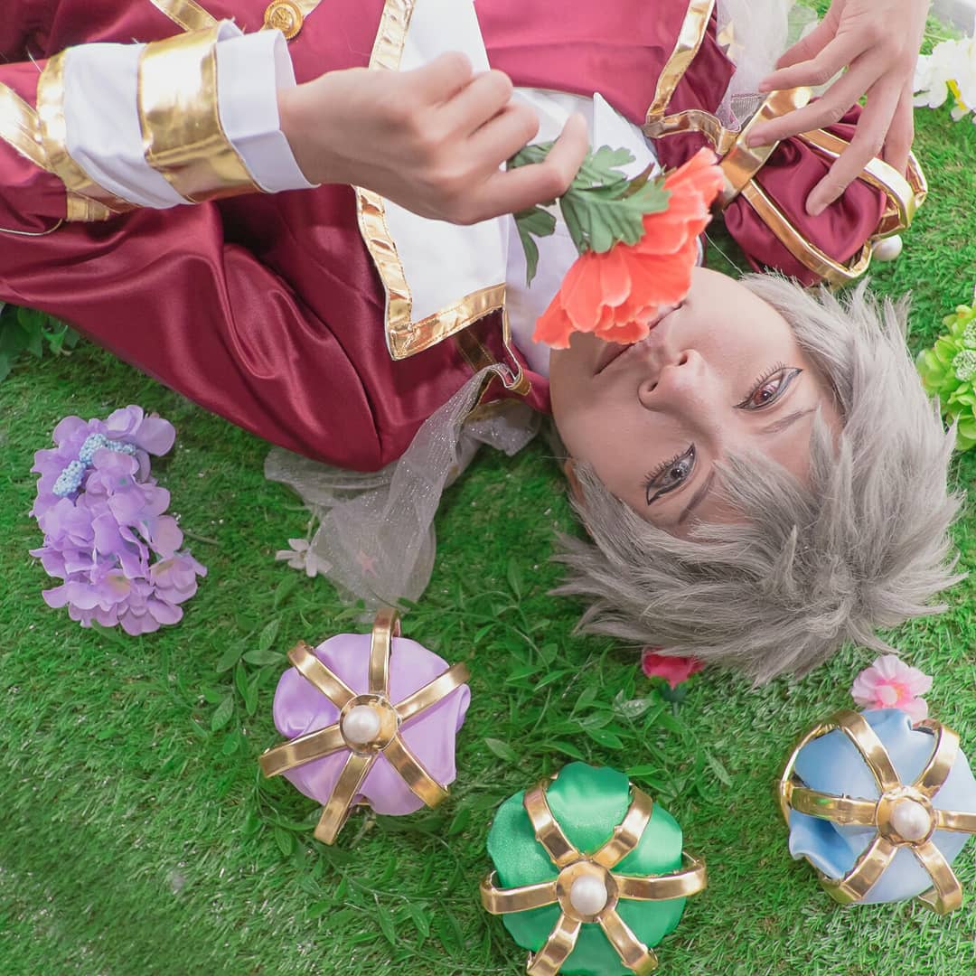 QKSSProject's tweet photo. Will you sleep with us??  
With senpai tashi
#quartetnight #quartetknight  #utapri #utanoprincesama #うたプリカフェ #うたプリカフェ #うたプリコスプレ #コスプレ #ダンスカバー #アニメ #utapricosplay #nobleprince #senpaitashi #寿嶺二 #黒崎蘭丸 
#美風藍 #カミュ https://t.co/vNsP1YrCOL